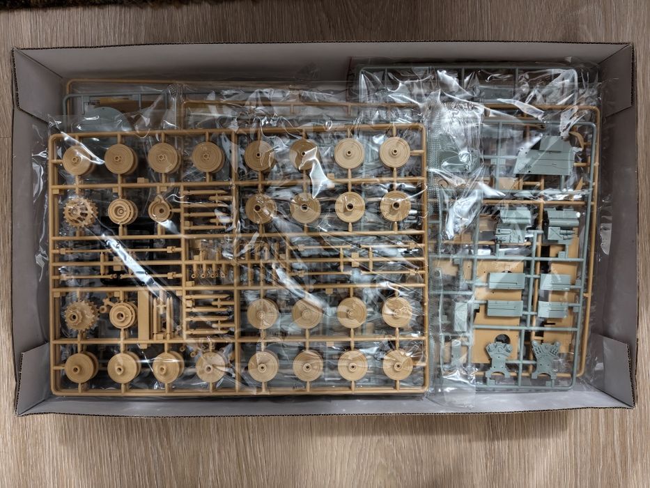 Сборная модель Tiger-1, 1/35