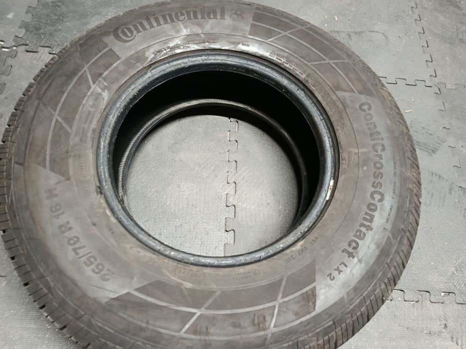 2 pneus continental 265/70R26