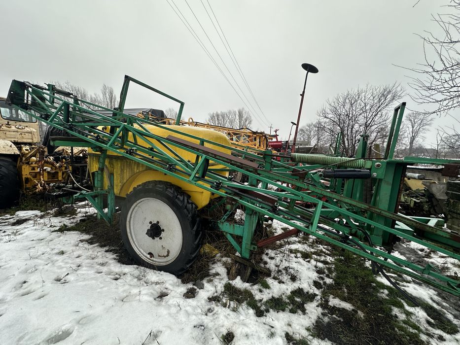 Оприскувач СТЕП-2500/18