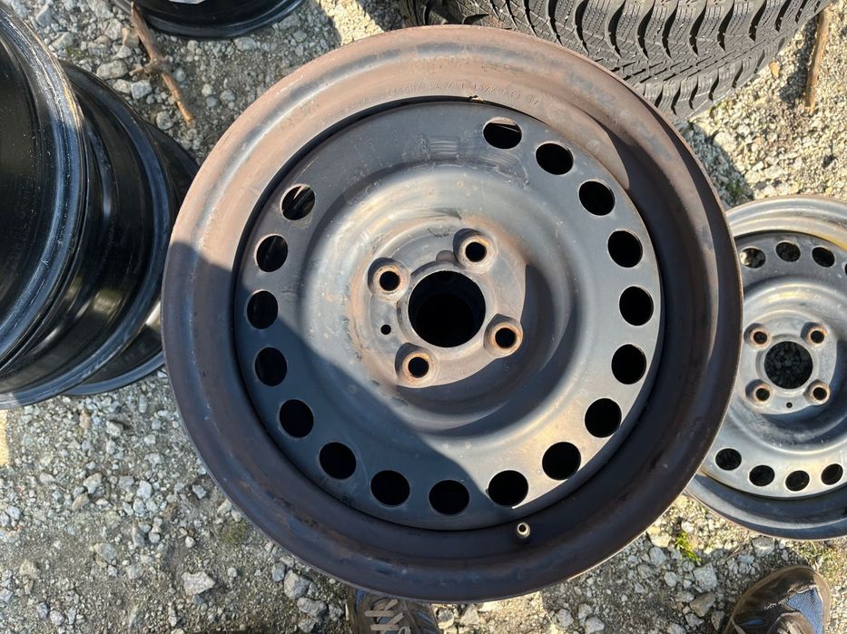 Felga stalowa Nissan OE NOTE 5.5" x 15" 4x100 ET 40