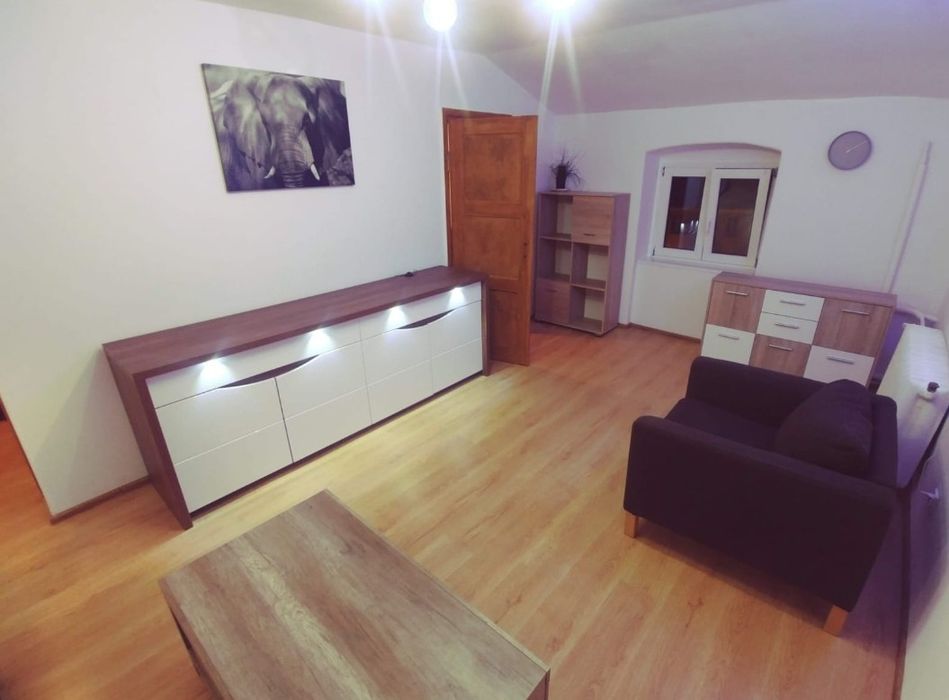 Kawalerka 28m2 w centrum - na sprzedaż