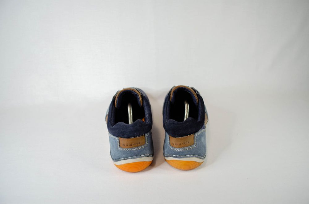 Мокасини сліпони Bugatti туфлі