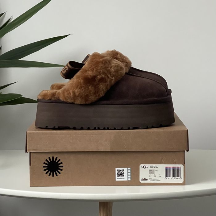 Утеплені Жіночі UGG Funkette Slipper Platform Chocolate угі коричневі