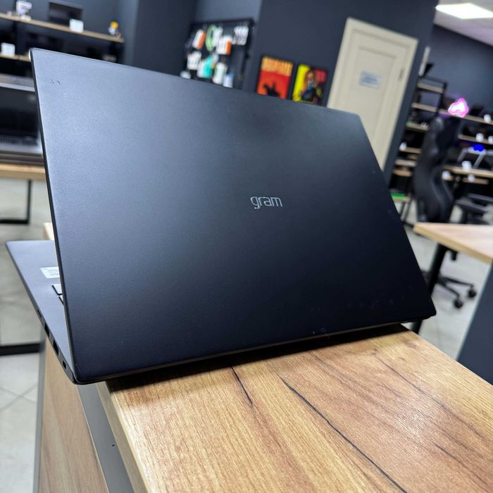Ультрабук LG gram 16 - 2К, IPS/i7 1260P 12 ядер/Intel Iris Xe/DDR5