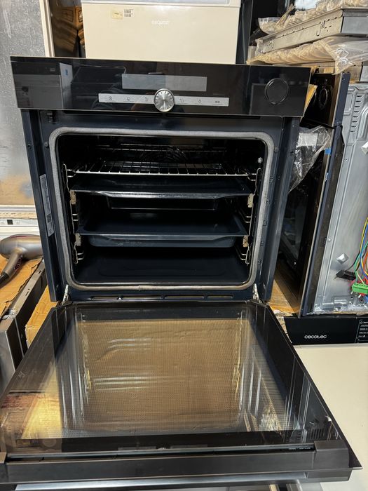 Духова шафа електрична Hisense BSA66334PG