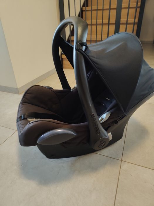 Fotelik nosidełko Maxi Cosi