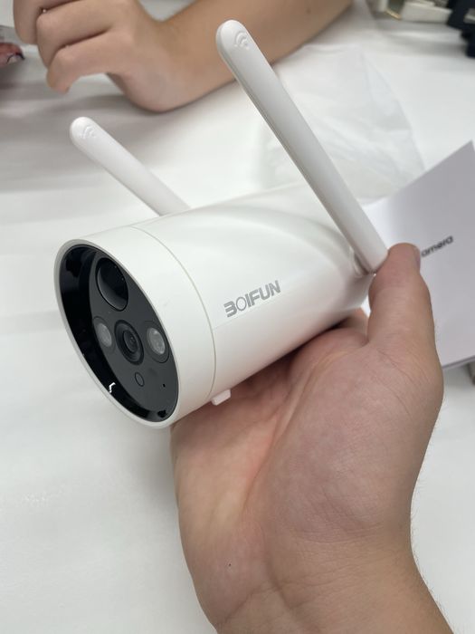 Câmera de vigilância Boifun 2K sem fio