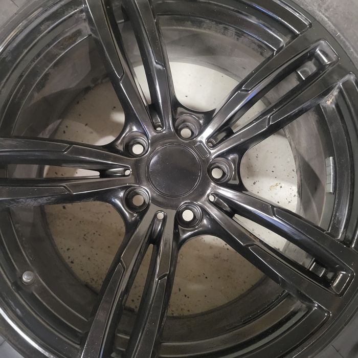 Felgi 8.5Jx18 ET33 18 cali BMW 5x120, opony 255/55R18