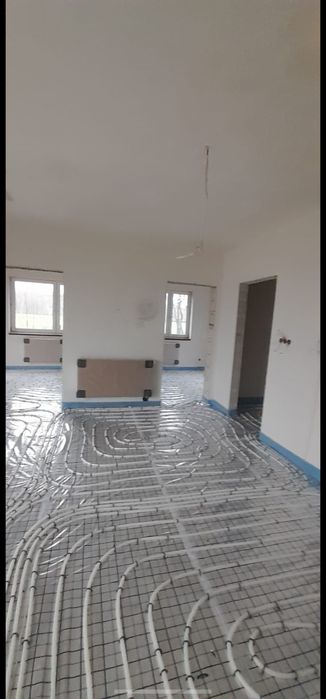 hydraulik usługi hydrauliczne udrażnianie rur płukanie instalacji reku