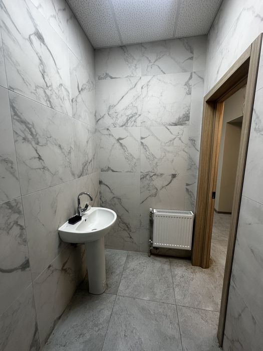 Продаж комерція 76 кв.м. пр-т Миру, 261