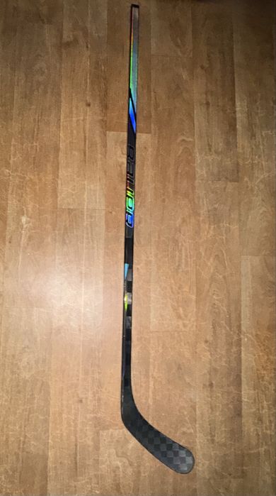 Продам хоккейную клюшку Bauer Tracer(после ремонта)