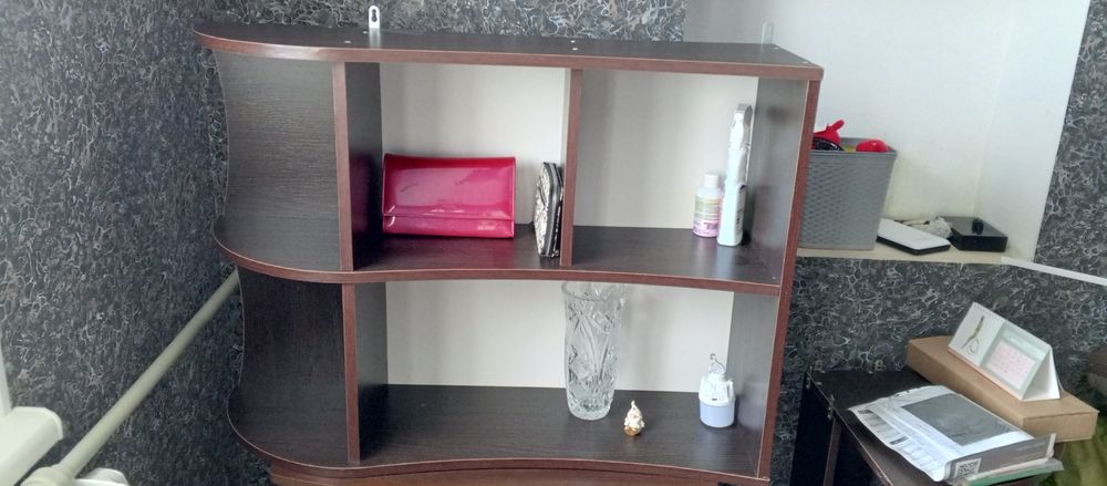 Поличка навісна стінова