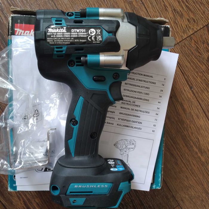 Гайковерт Makita DTW701Z