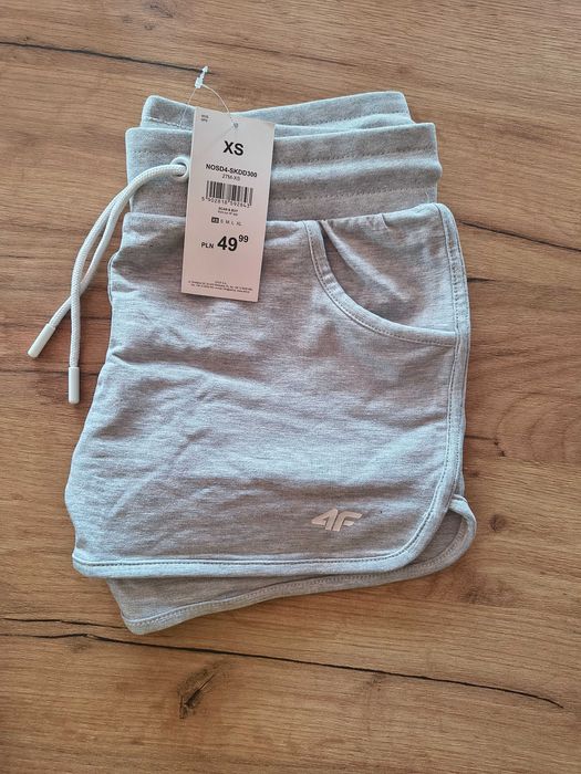 Spodenki damskie 4f