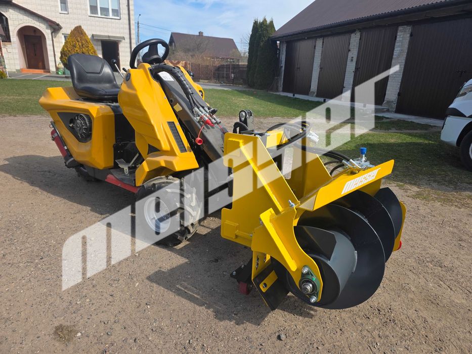 Podgarniacz do paszy pasz TMR mocowanie w cenie NOWOŚĆ DOSTAWA!