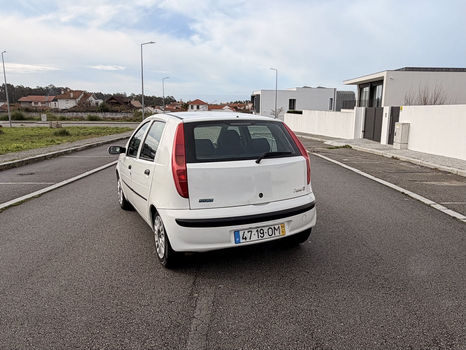 FIAT PUNTO 1.2 i - 1 DONO