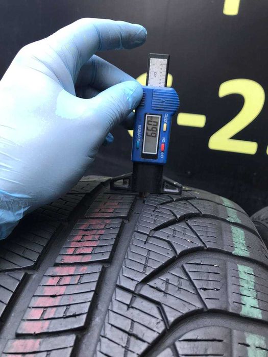 Зимові шини б/у 245/45 R18 Pirelli P Zero Winter (8945)