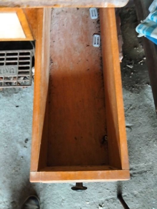 Máquina Costura OLIVA Antiga