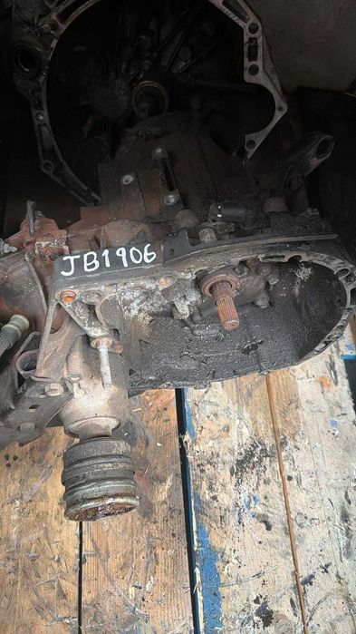 Caixa de velocidades Renault 1.9d JB1906