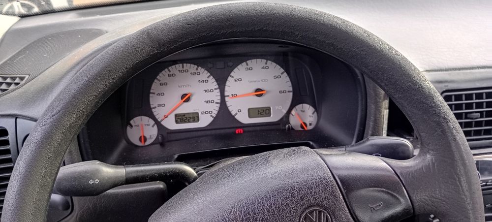 VW polo 1.0 mpi 3 portas