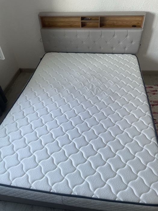 Cama com colchão