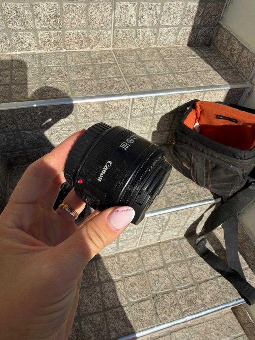 Câmara Canon mais antiga, perfeita para quem está a começar.