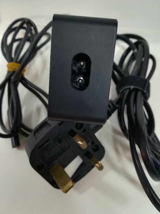Блок живлення для планшетів Microsoft "model 1536"