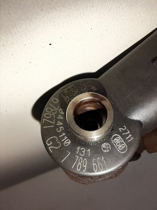 Форсунка форсунки 04451110 131-7 789 661 BMW X5 E53  БМВ Е46 Е60 Е65