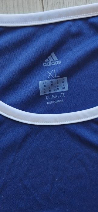 Adidas  XL.      .