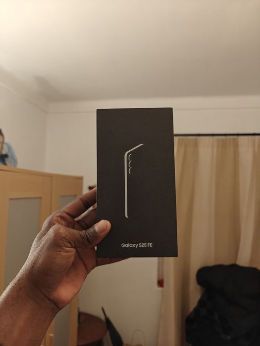 Samsung S25Fe novo nunca usado aberto so para fotos