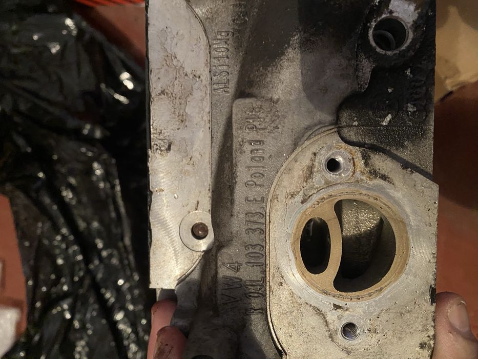 Головка блоку циліндрів volkswagen golf 7 1.6 tdi