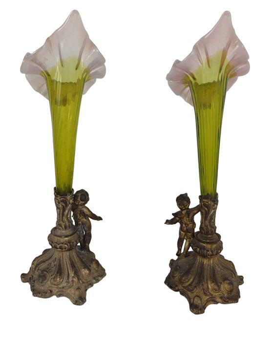 Par de violeteiros Vitorianos, estilo Art Nouveau