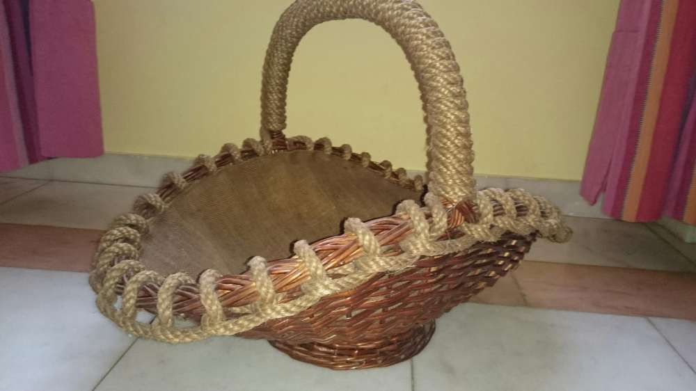 Cesta de Verga Antiga "Coleção" *NOVO PREÇO*