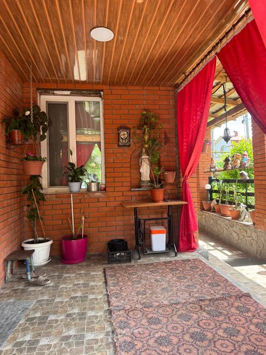Продається    будинок в районі  Шатрищанської
