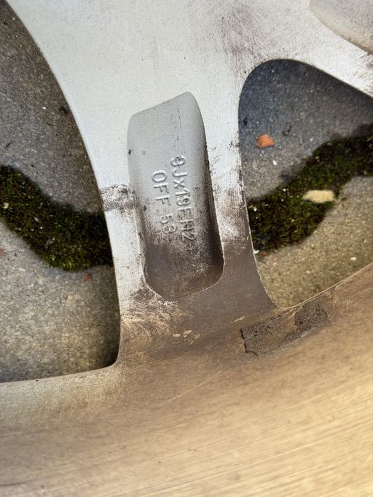 Оригінальні R19 диски 5x120 модель 7H22-CA