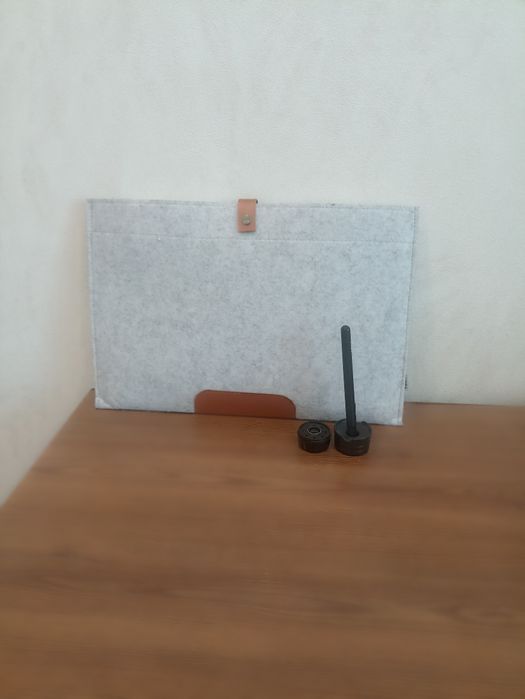Графічний планшет UGEE