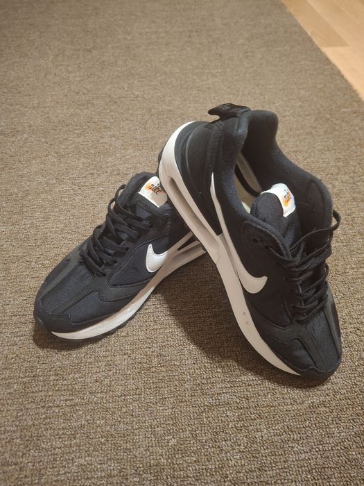 Кросівки жіночі Nike