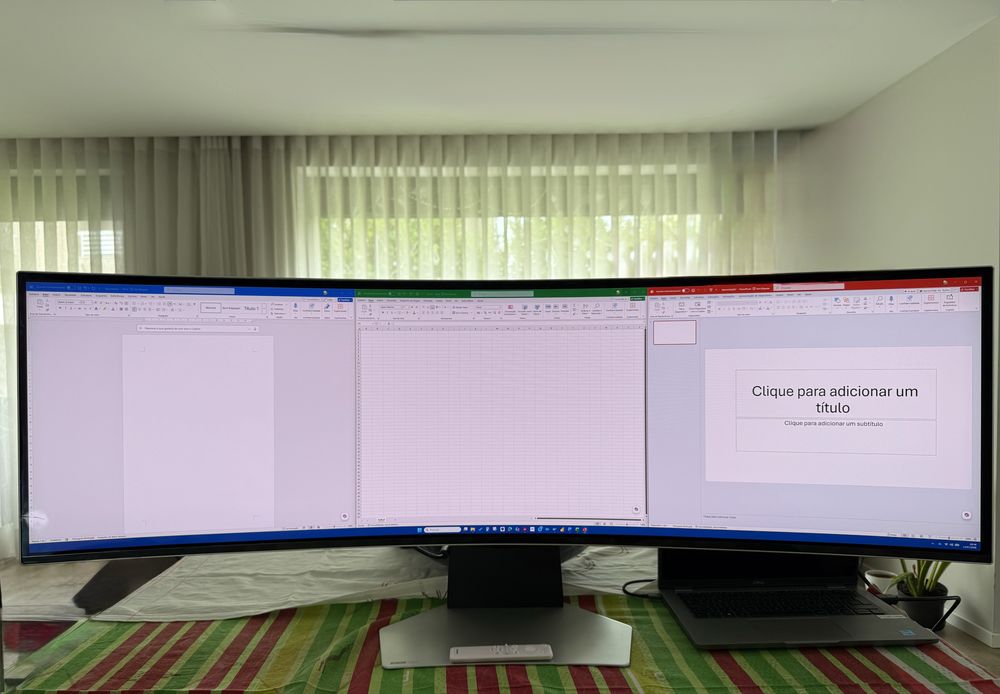 Samsung Odyssey G9 OLED de 49” (LS49CG954SUXEN)