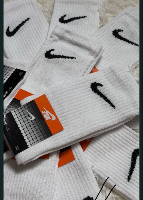 Nike skarpetki białe i czarne