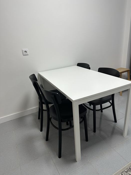 Conjunto mesa vihals e 4 cadeiras idolf IKEA