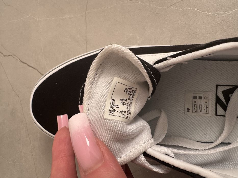 Nowe buty VANS.
