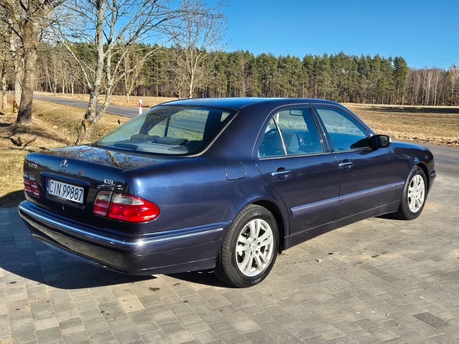 Mercedes Benz w210 Lift sedan ( okular)2.2CDI 143km* automat * Sadkowo ...