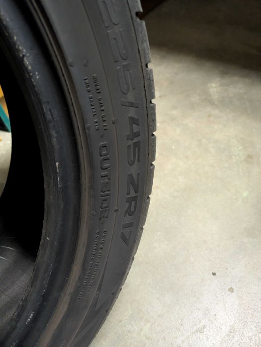2 pneus 225/45/R17 Nokian Powerproof