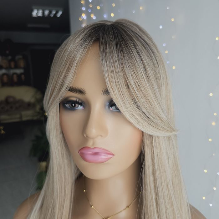 Tupet topper z grzywką beżowy blond 3D z odrostem Wiola 50 cm