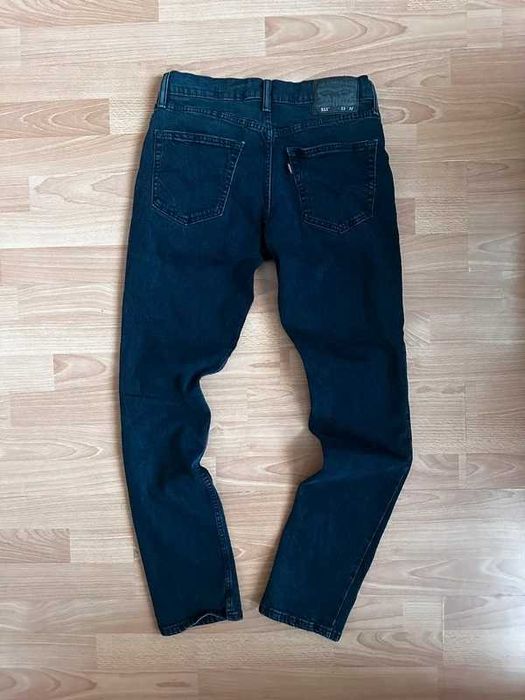 Levi’s 511 czarne jeansy W33 L32 S/M – świetny stan, klasyczny model
