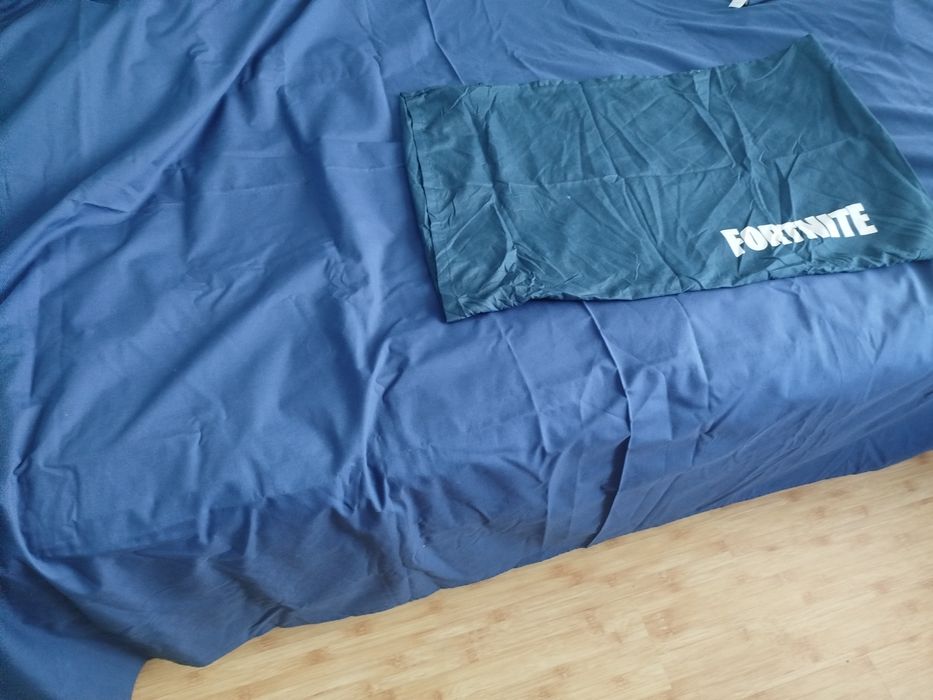 Синє простирадло. Dunelm+ наволочка  70*50