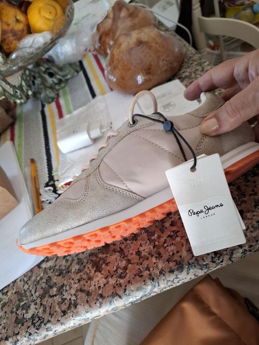 Tenis femininos novos