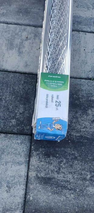 nowe narożniki aluminiowe wewnętrzne tynkarskie 2,8m gessler