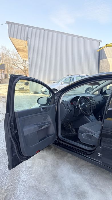 Volkswagen Golf plus 2006 року 1.9 дізель
