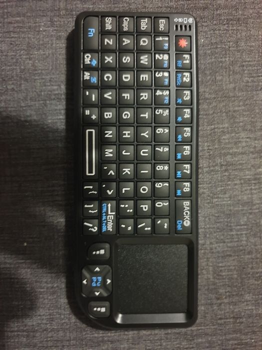 Mini teclado e rato wireless